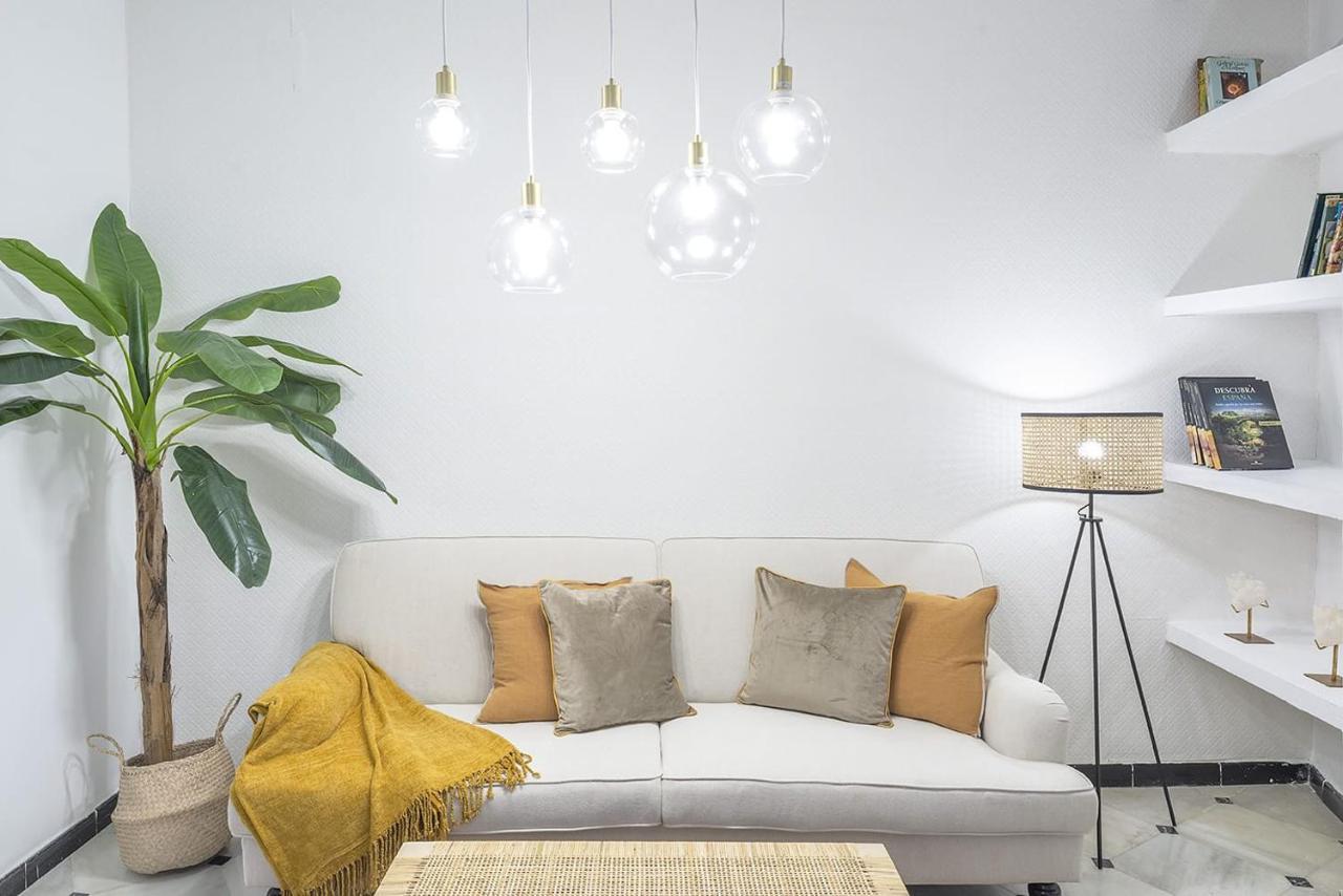 Moderno Apartamento Cerca A Plaza Espana 塞维利亚 外观 照片